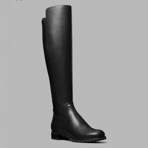 NIB Michael Kors MK Britt Smooth Boot 8 Black